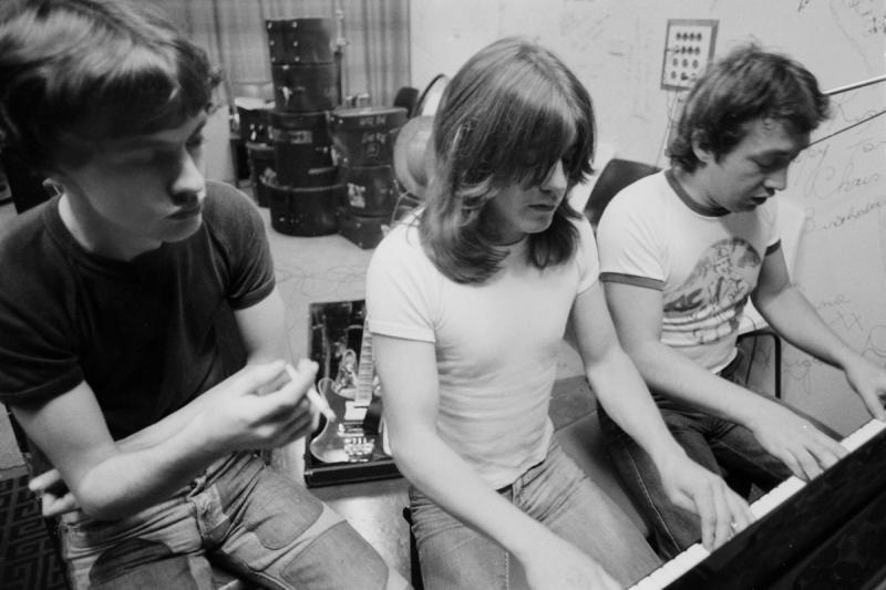 AC/DC 1970s