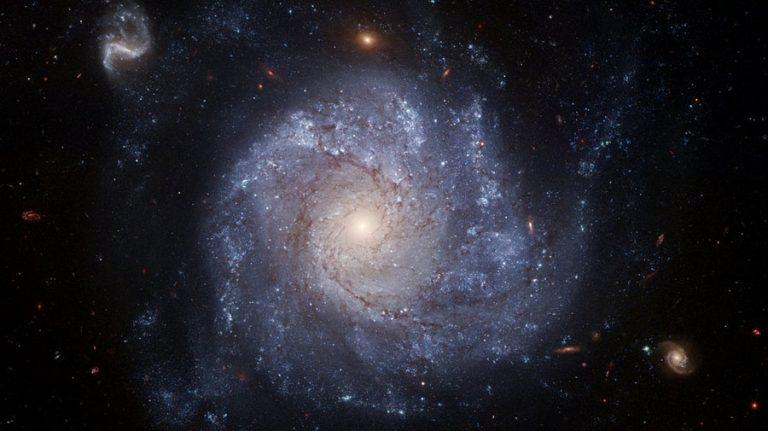 spiralgalaxy_wide-e6923d7c6705613de284037dcf365a615502ab22-s900-c85-768x431.jpg
