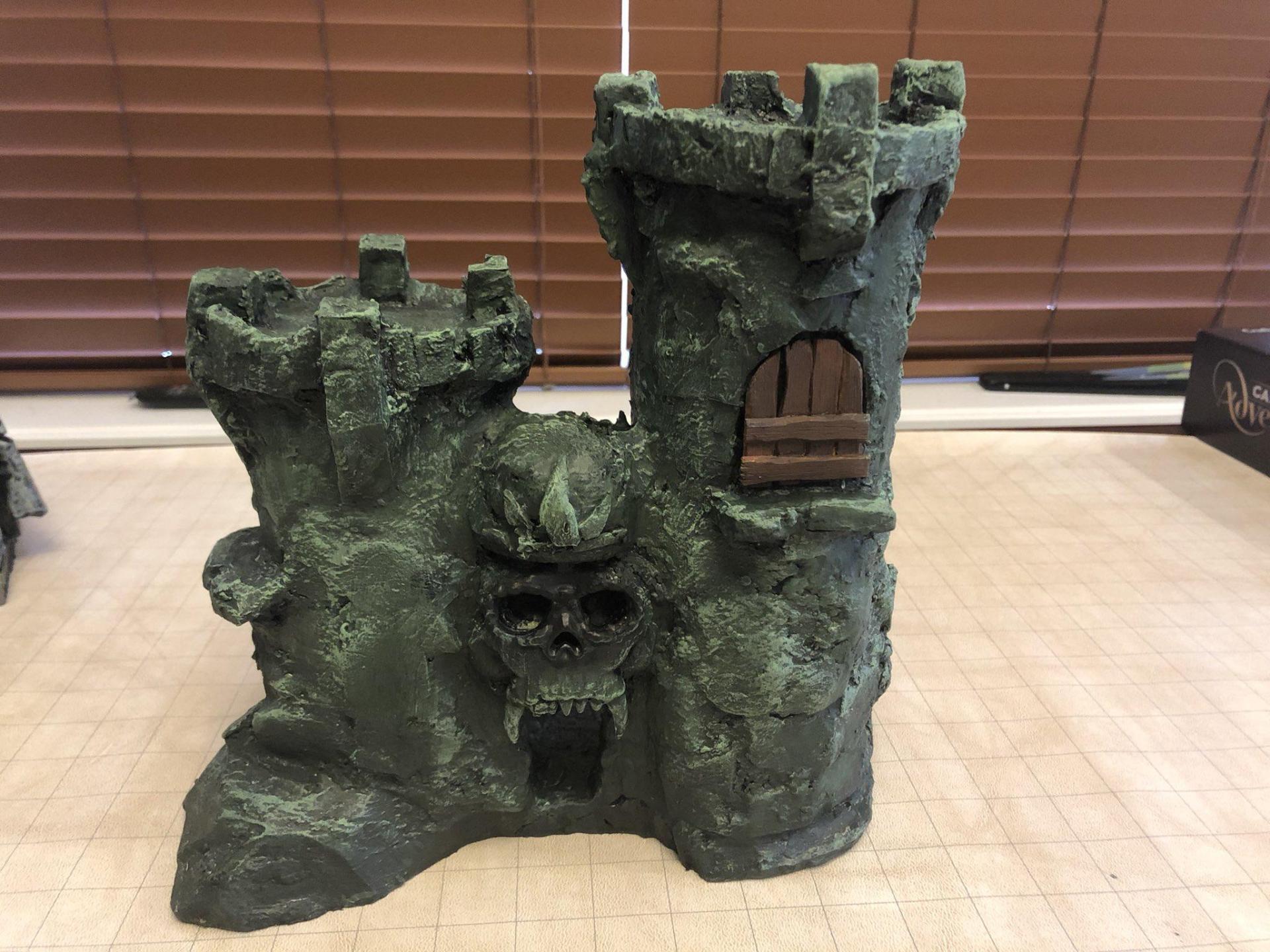 large.Castle-Grayskull.jpg.a3895a63418a4e4845dd8ed15579e3fa.jpg