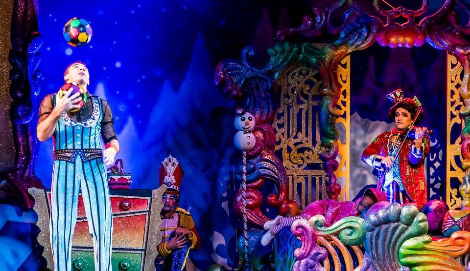 large.juggler-1938707_960_720.jpg.75b7701706344749019724820453c2de.jpg