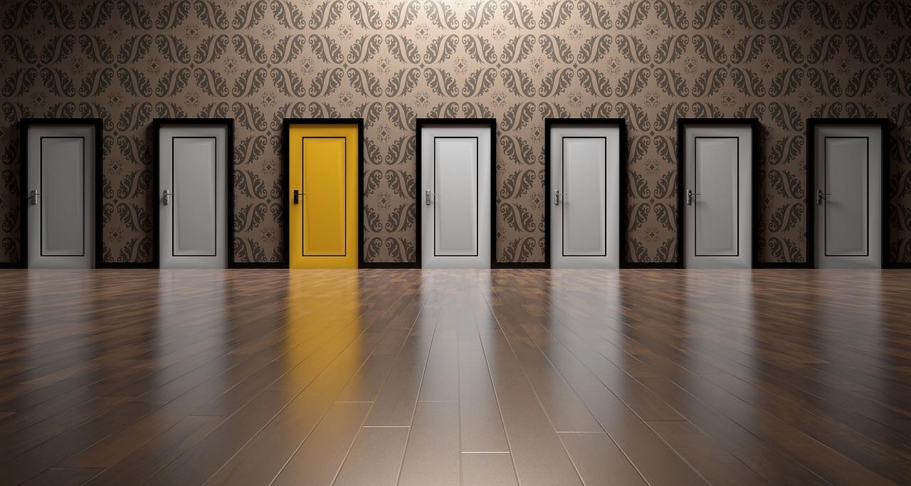 large.doors-1767563_1280.jpg.7ac4e595c09